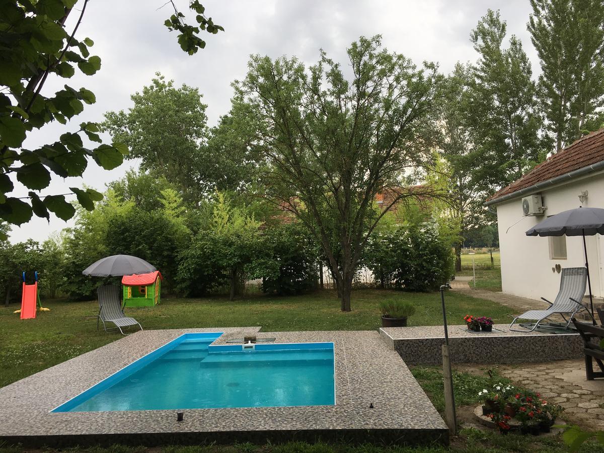 فندق Casa Bella & Nova Palić المظهر الخارجي الصورة